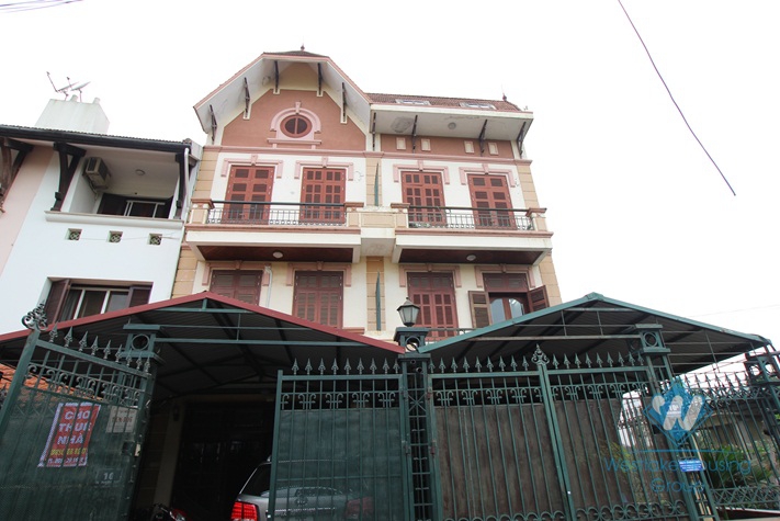 Furnished house available for rent on Au Co street, Tay Ho, Hanoi